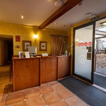 Hostal Restaurante Puerta Del Alcazar Ávila المظهر الخارجي الصورة