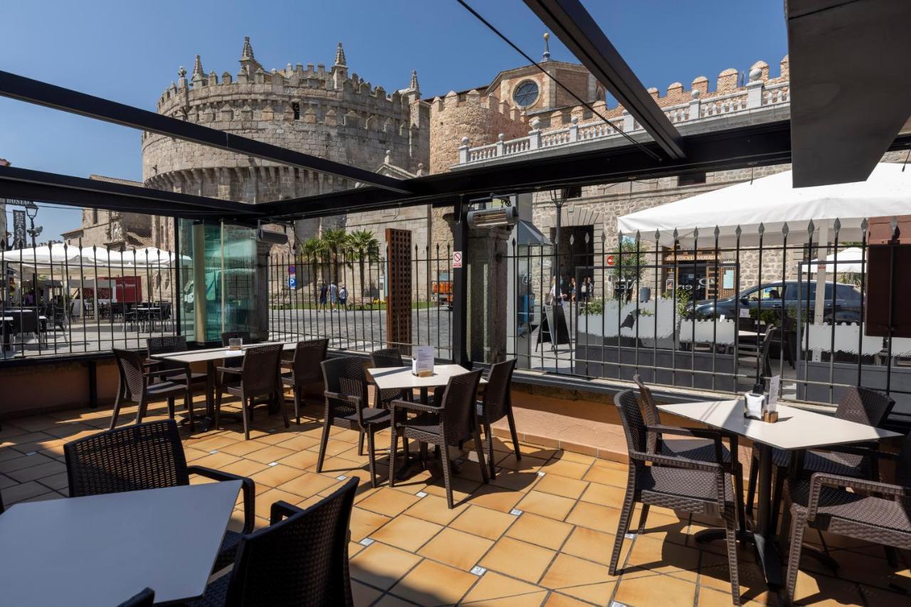 Hostal Restaurante Puerta Del Alcazar Ávila المظهر الخارجي الصورة