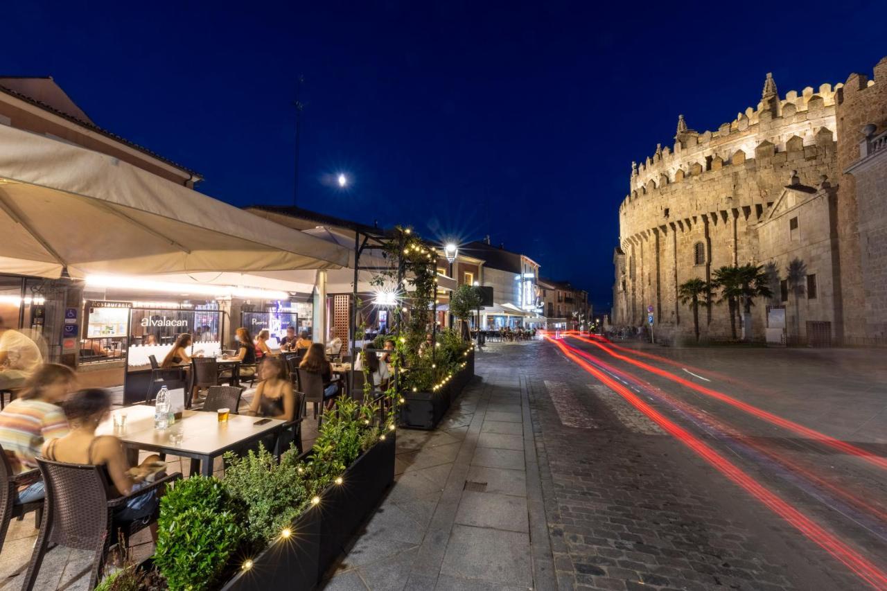 Hostal Restaurante Puerta Del Alcazar Ávila المظهر الخارجي الصورة