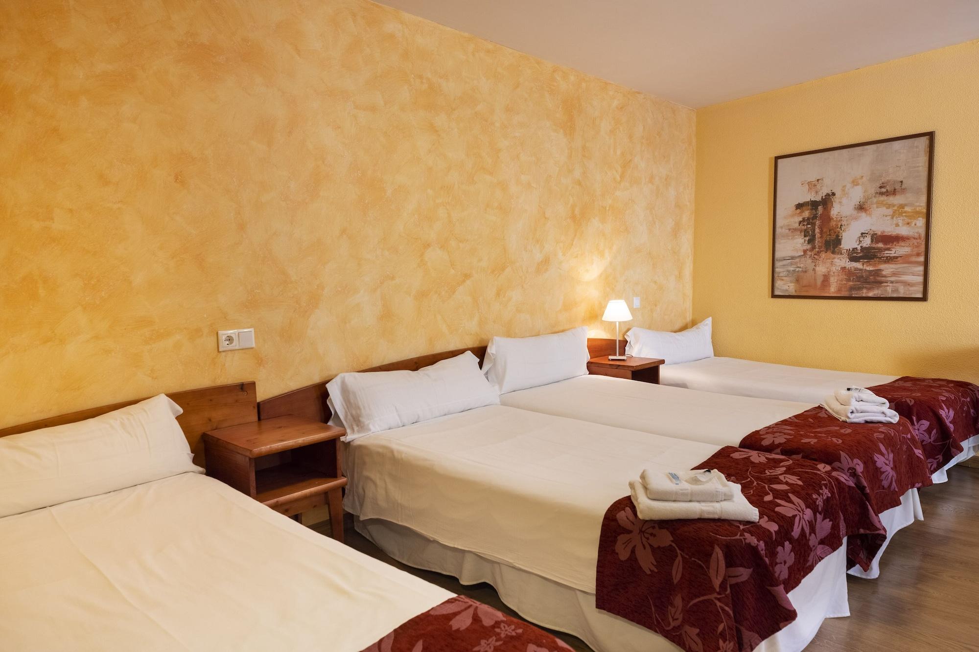Hostal Restaurante Puerta Del Alcazar Ávila المظهر الخارجي الصورة